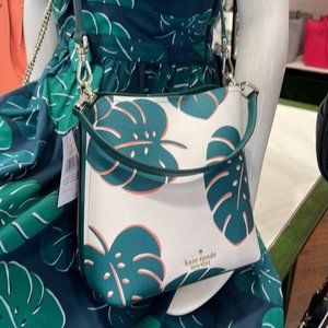 Kate Spade Small Bucket Monstera Leaves Cream Multi